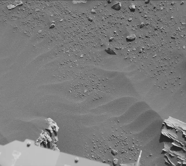 Sol 3312: Mast Camera (Mastcam)