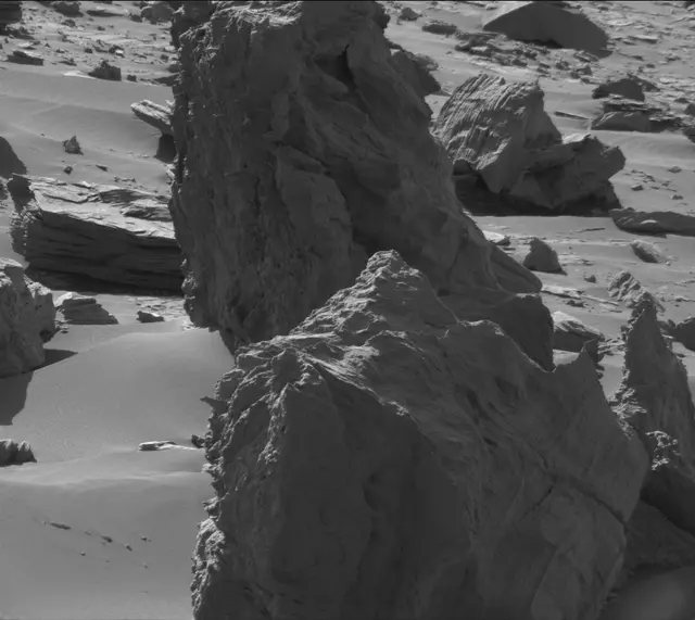 Sol 3312: Mast Camera (Mastcam)