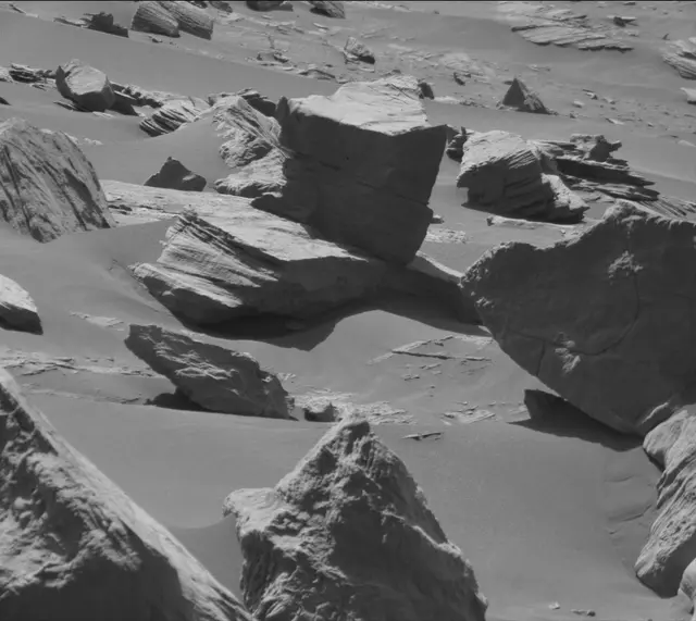 Sol 3313: Mast Camera (Mastcam)
