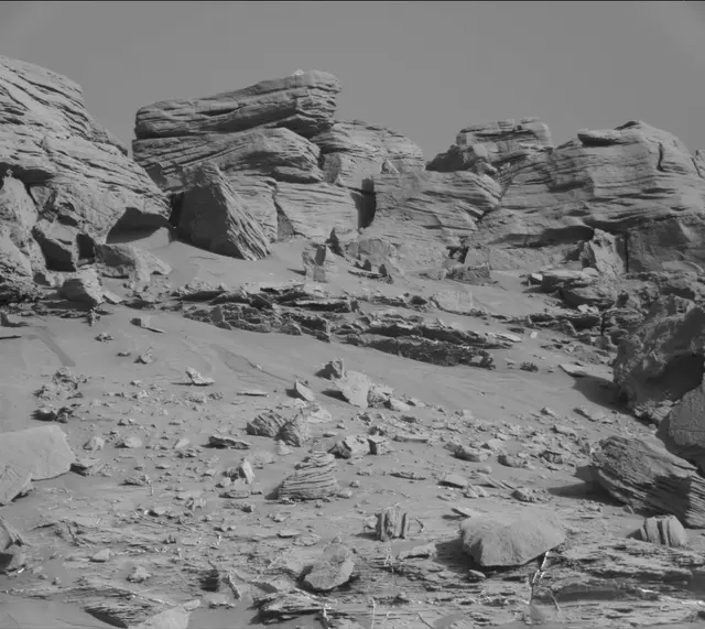 Sol 3315: Mast Camera (Mastcam)