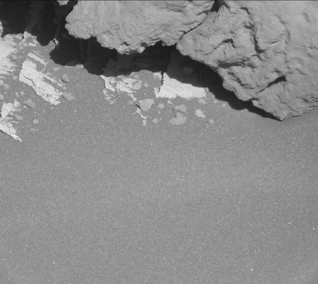 Sol 3316: Mast Camera (Mastcam)