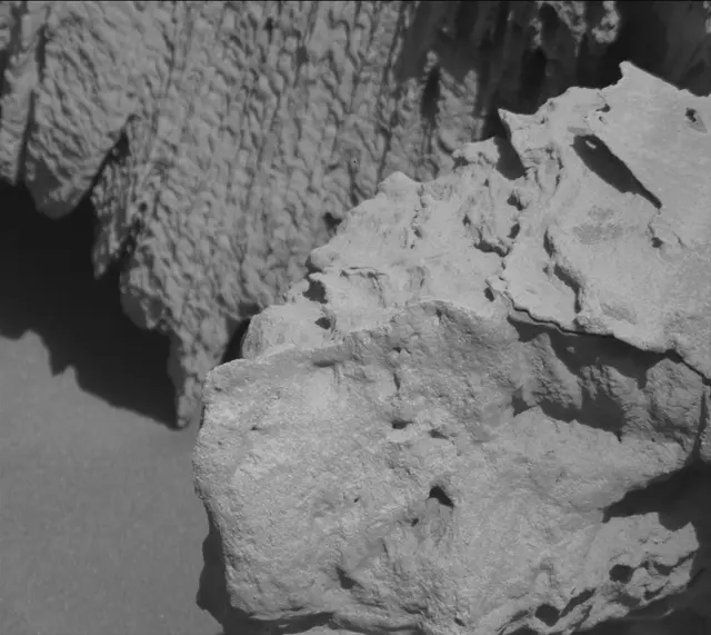 Sol 3318: Mast Camera (Mastcam)