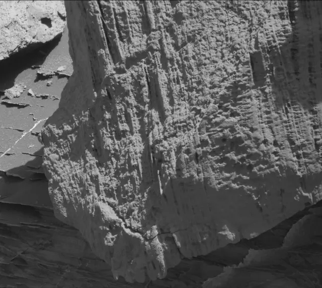 Sol 3318: Mast Camera (Mastcam)