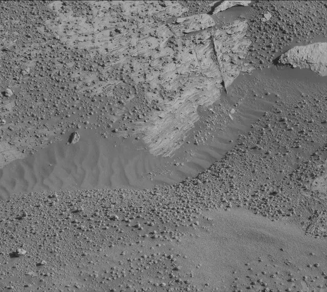 Sol 3319: Mast Camera (Mastcam)