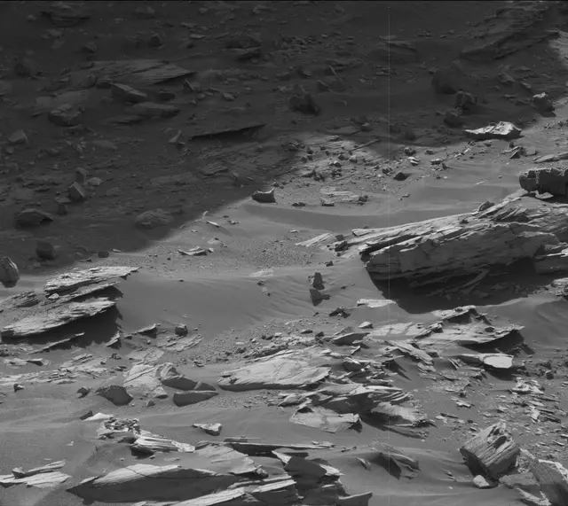 Sol 3319: Mast Camera (Mastcam)