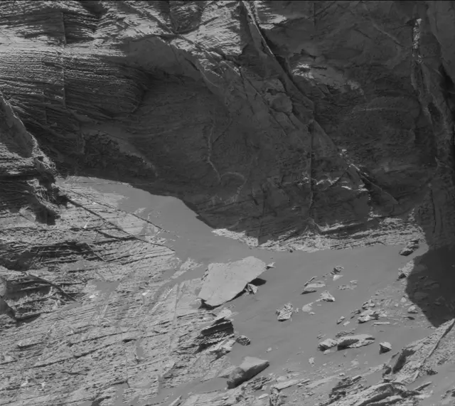 Sol 3319: Mast Camera (Mastcam)