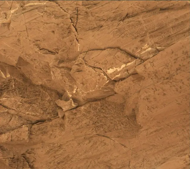 Sol 3319: Mast Camera (Mastcam)