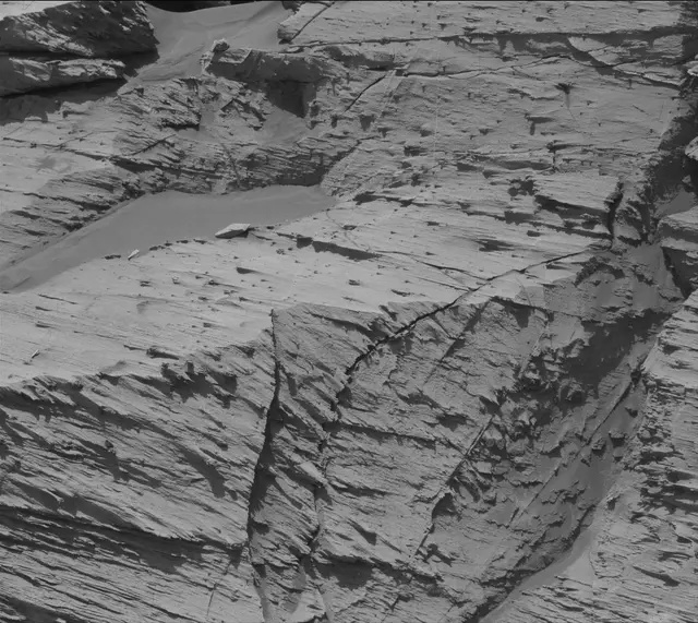 Sol 3320: Mast Camera (Mastcam)