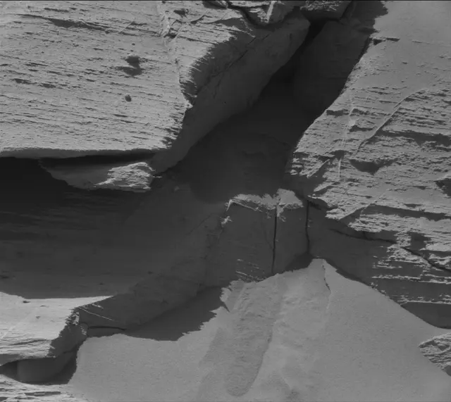 Sol 3320: Mast Camera (Mastcam)