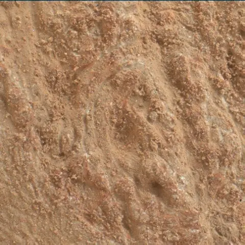 Sol 3321: Mars Hand Lens Imager (MAHLI)