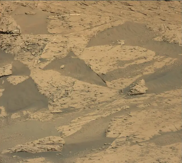 Sol 3322: Mast Camera (Mastcam)