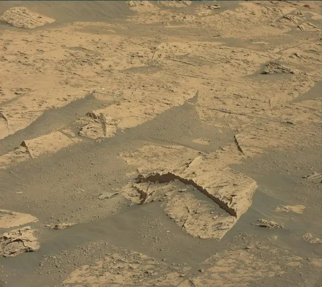 Sol 3322: Mast Camera (Mastcam)