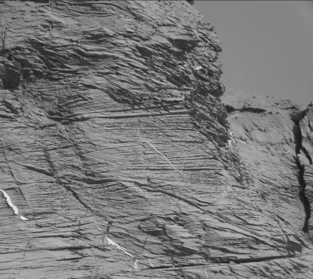 Sol 3322: Mast Camera (Mastcam)