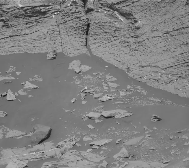 Sol 3322: Mast Camera (Mastcam)