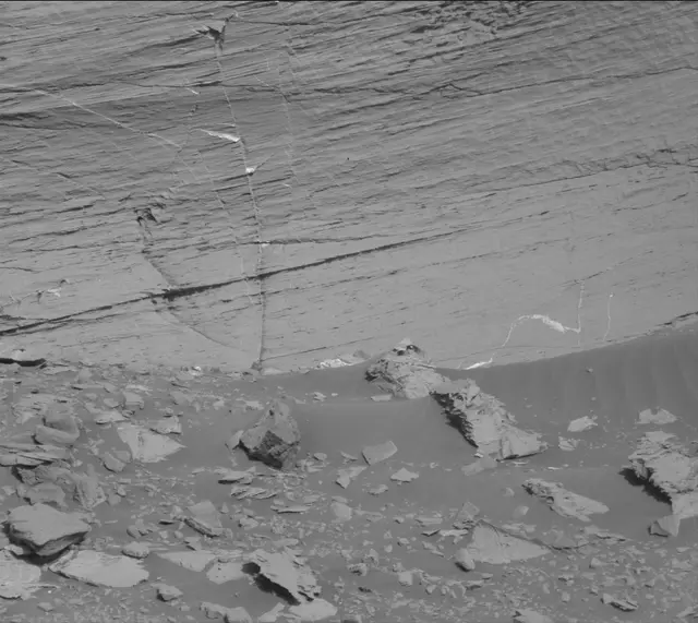 Sol 3322: Mast Camera (Mastcam)