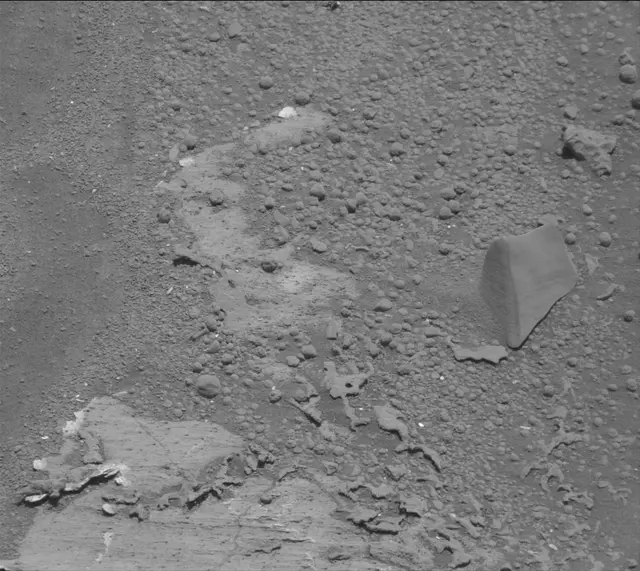 Sol 3322: Mast Camera (Mastcam)