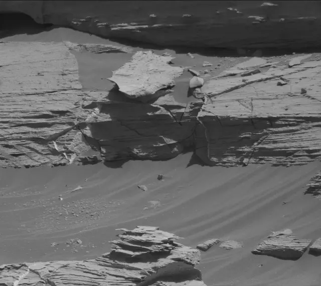 Sol 3322: Mast Camera (Mastcam)