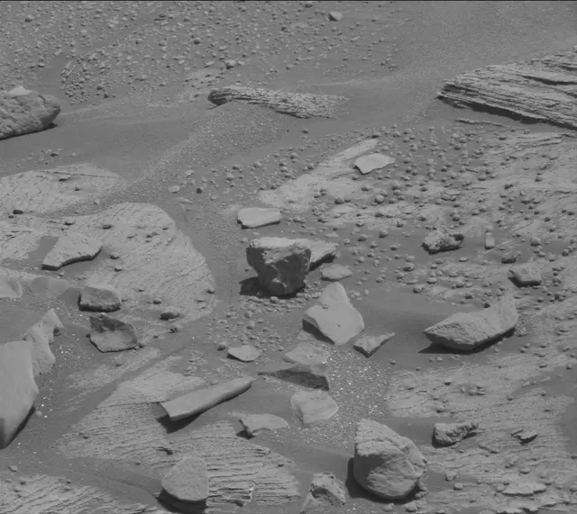 Sol 3322: Mast Camera (Mastcam)