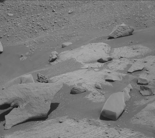 Sol 3322: Mast Camera (Mastcam)