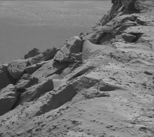 Sol 3329: Mast Camera (Mastcam)