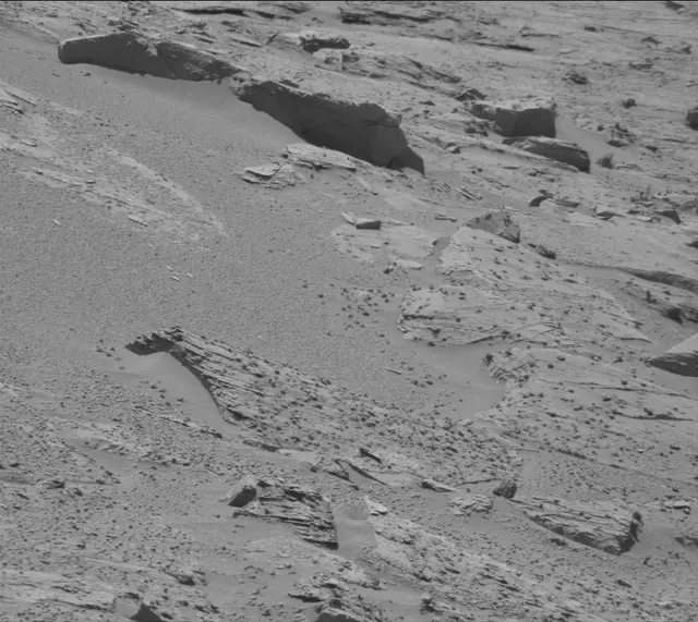 Sol 3329: Mast Camera (Mastcam)