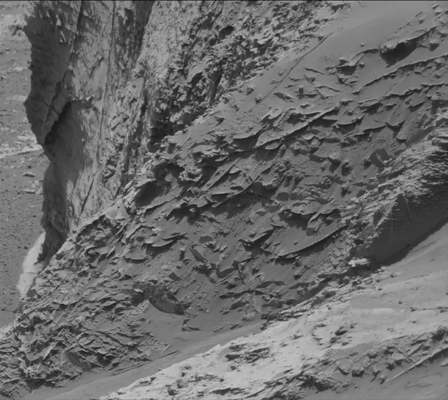 Sol 3329: Mast Camera (Mastcam)