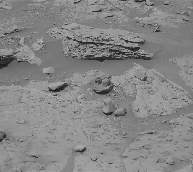 Sol 3330: Mast Camera (Mastcam)