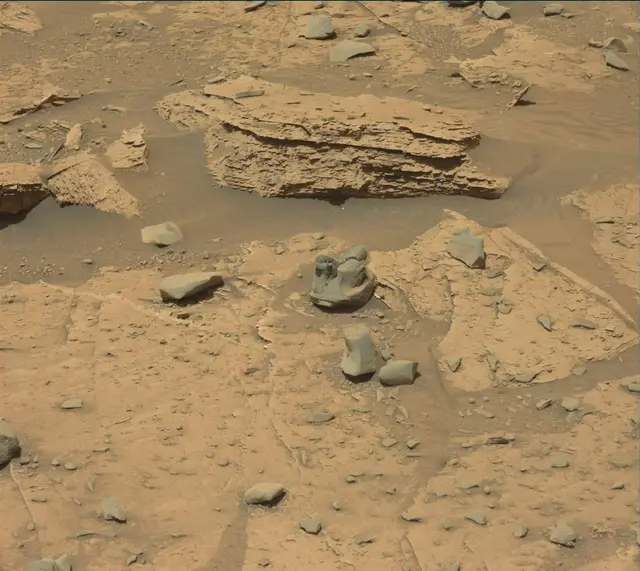 Sol 3330: Mast Camera (Mastcam)