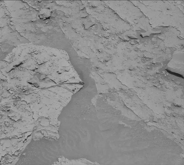Sol 3330: Mast Camera (Mastcam)