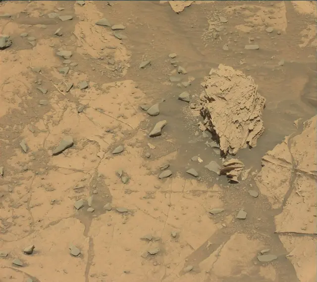 Sol 3330: Mast Camera (Mastcam)