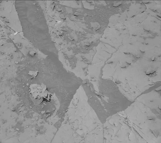 Sol 3330: Mast Camera (Mastcam)