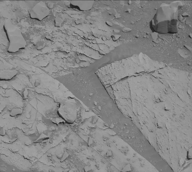Sol 3330: Mast Camera (Mastcam)