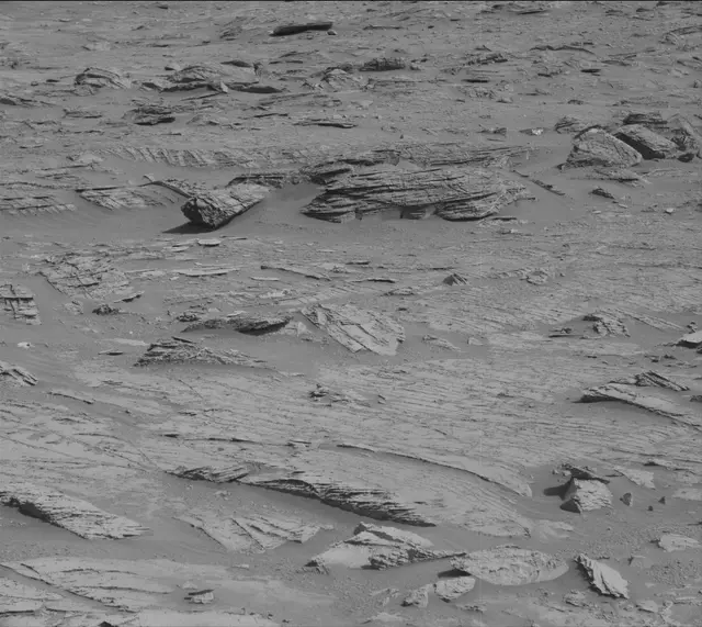 Sol 3331: Mast Camera (Mastcam)