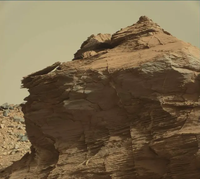 Sol 3331: Mast Camera (Mastcam)