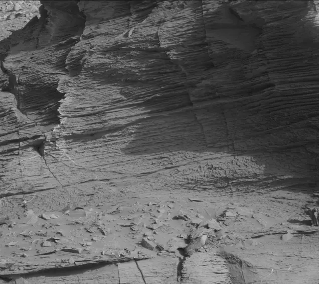 Sol 3331: Mast Camera (Mastcam)