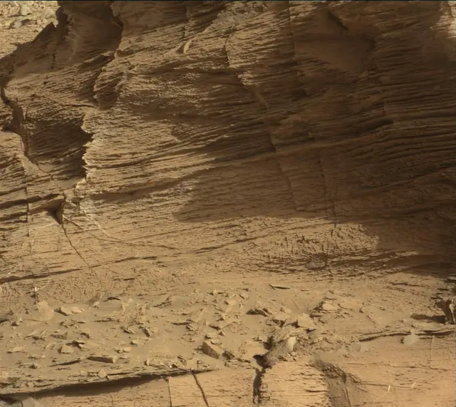 Sol 3331: Mast Camera (Mastcam)