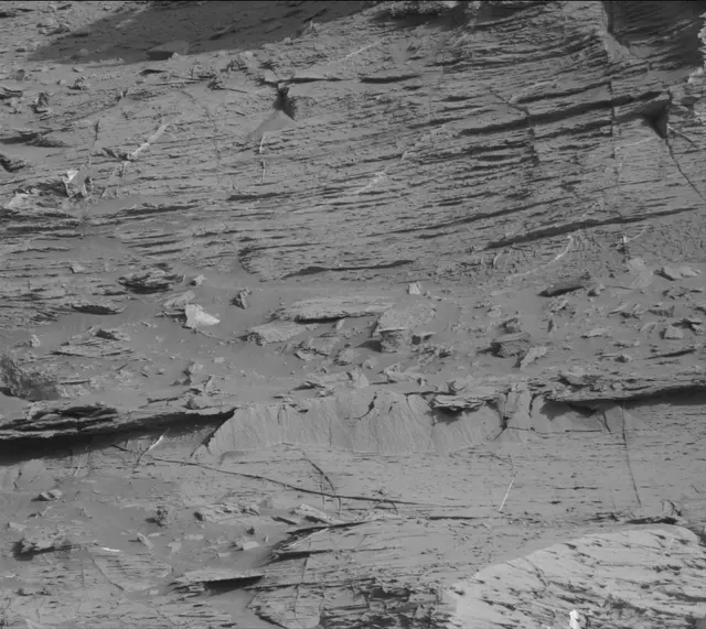 Sol 3331: Mast Camera (Mastcam)