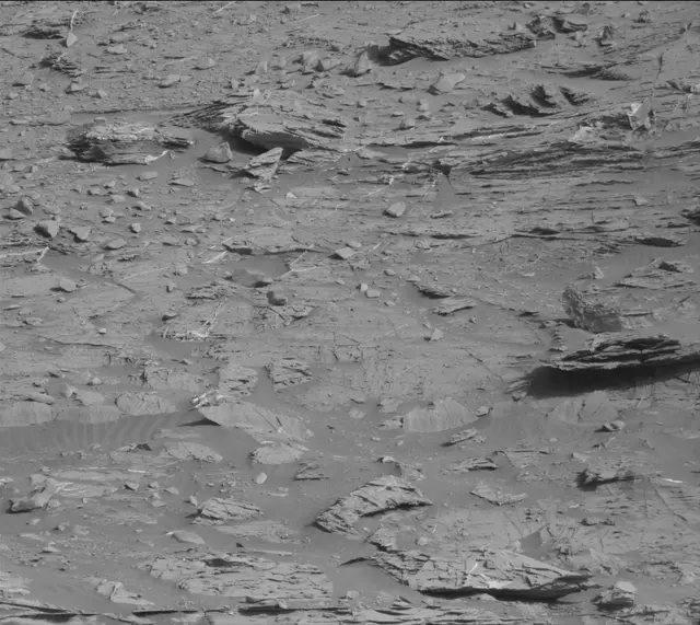 Sol 3331: Mast Camera (Mastcam)