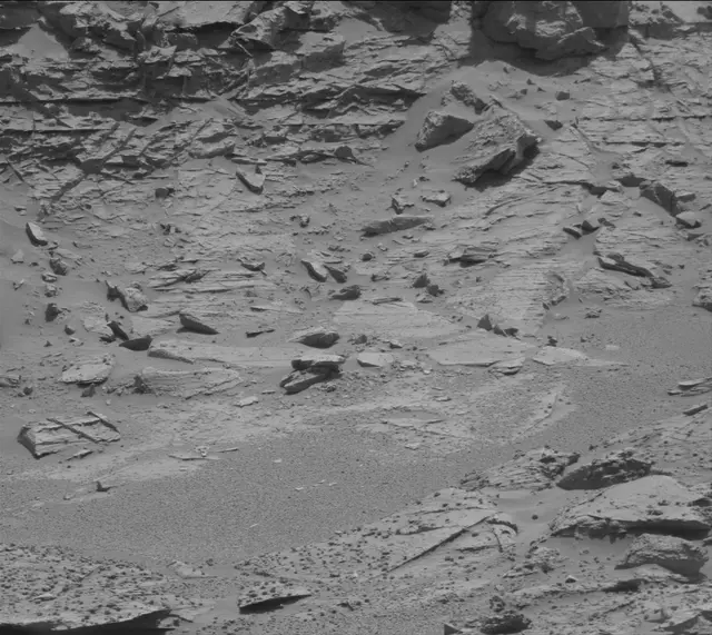 Sol 3331: Mast Camera (Mastcam)