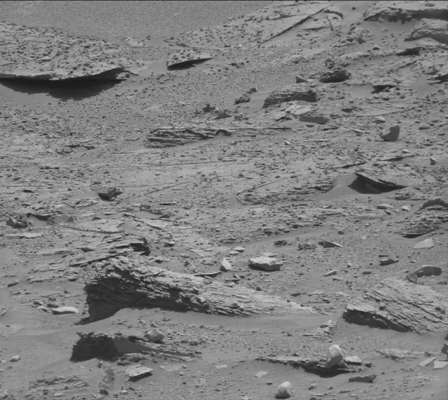 Sol 3331: Mast Camera (Mastcam)