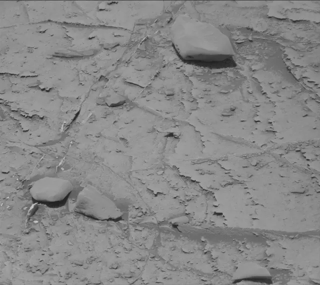 Sol 3331: Mast Camera (Mastcam)