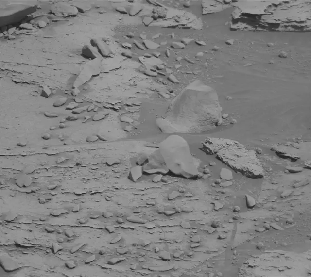 Sol 3331: Mast Camera (Mastcam)