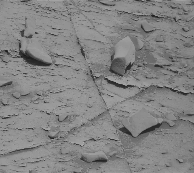 Sol 3331: Mast Camera (Mastcam)