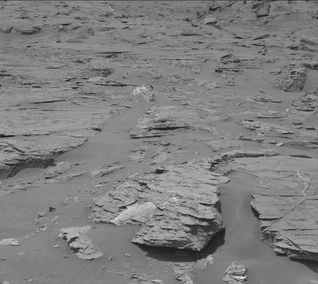 Sol 3333: Mast Camera (Mastcam)