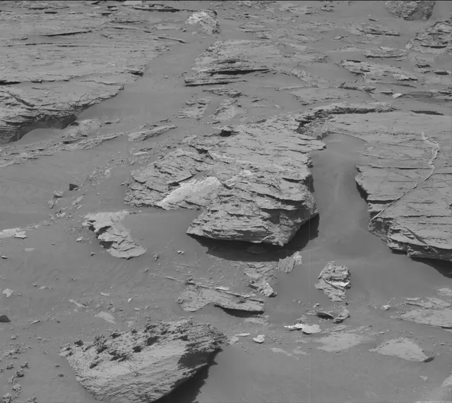 Sol 3333: Mast Camera (Mastcam)