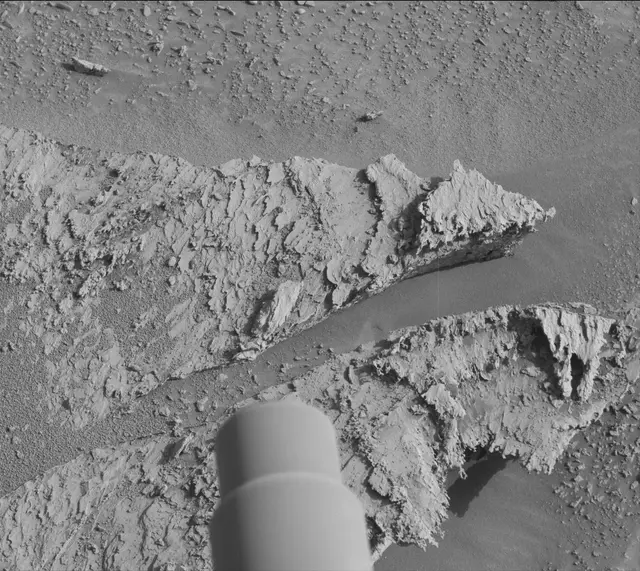 Sol 3333: Mast Camera (Mastcam)