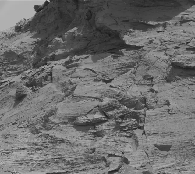 Sol 3333: Mast Camera (Mastcam)