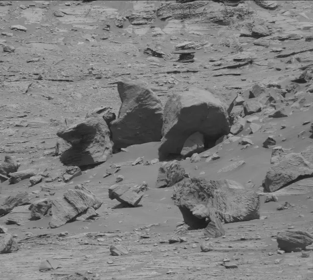 Sol 3333: Mast Camera (Mastcam)