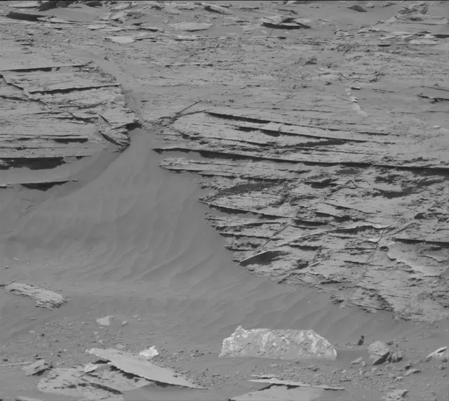 Sol 3333: Mast Camera (Mastcam)
