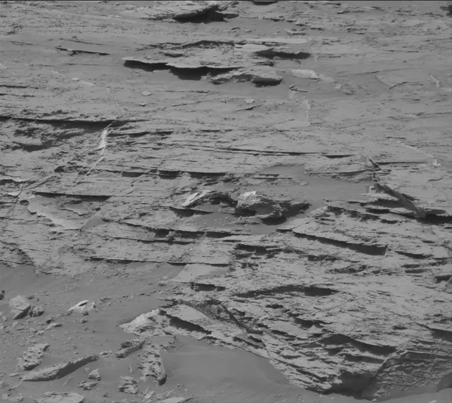 Sol 3333: Mast Camera (Mastcam)